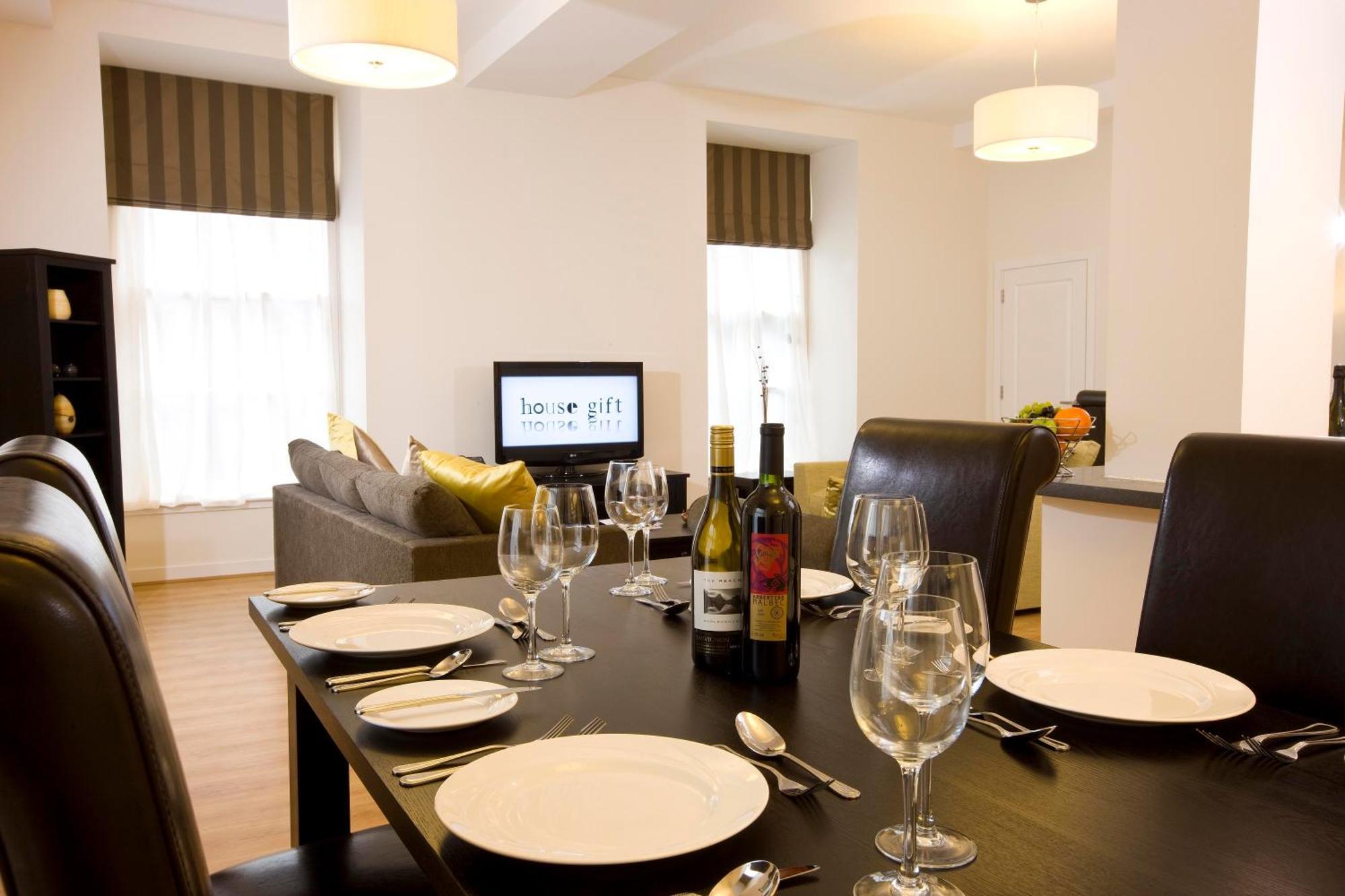Inverness City Suites Exterior foto